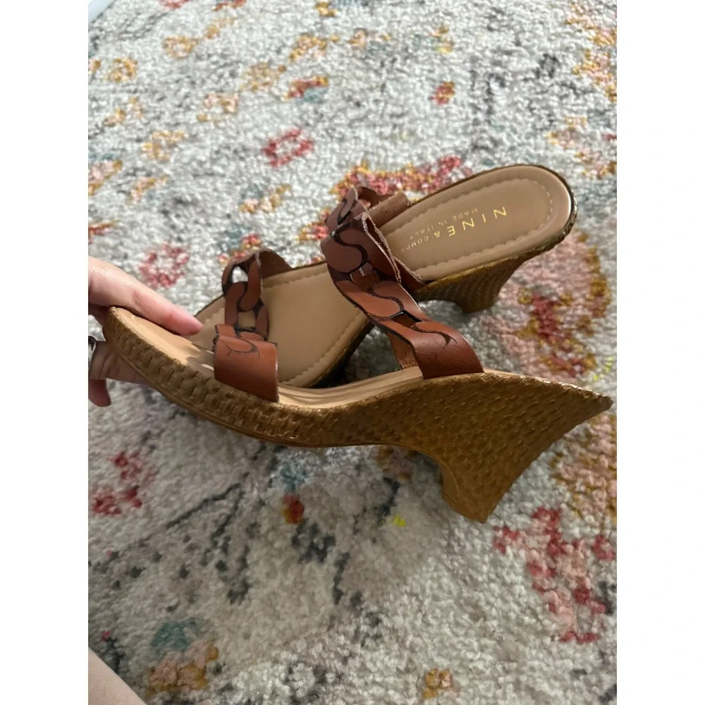 Nine & Company Cognac Brown Leather Chain Strap Wedge Sandals 8.5M